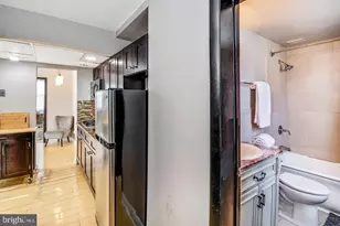 2135 Walnut St, Philadelphia, PA 19103 - Photo 3
