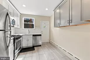 1238 Fitzgerald St, Philadelphia, PA 19148 - Photo 7