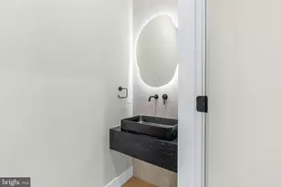 210 Kalos St, Philadelphia, PA 19128 - Photo 25