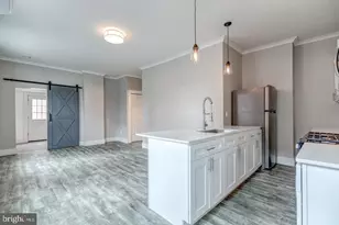 2434 E Dauphin St, Philadelphia, PA 19125 - Photo 3