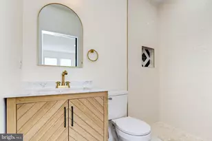 321 W Fisher St, Philadelphia, PA 19120 - Photo 13