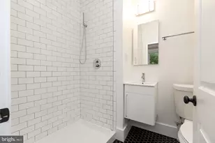 2434 E Dauphin St, Philadelphia, PA 19125 - Photo 15
