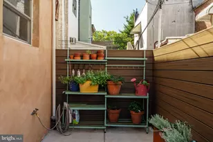 1330 S 10th St, Philadelphia, PA 19147 - Photo 23
