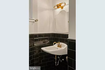 2111 Spring Garden Street, Philadelphia, PA 19130 - Photo 31