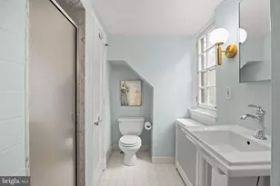419 Gate Ln, Philadelphia, PA 19119 - Photo 71