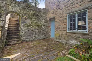 419 Gate Ln, Philadelphia, PA 19119 - Photo 101