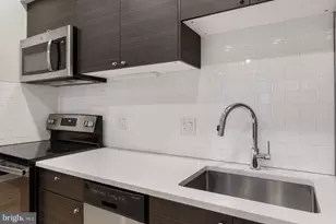 257 N 3rd St, Philadelphia, PA 19106 - Photo 9