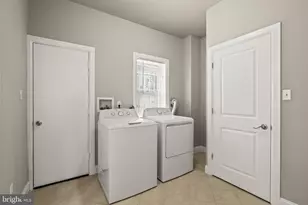 2527 N 18th St, Philadelphia, PA 19132 - Photo 13