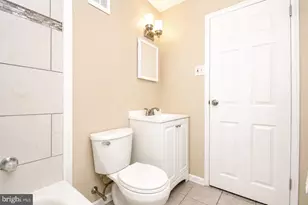 3432 Ashfield Ln, Philadelphia, PA 19114 - Photo 3