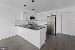 404 Fountain St, Philadelphia, PA 19128 - Photo 3
