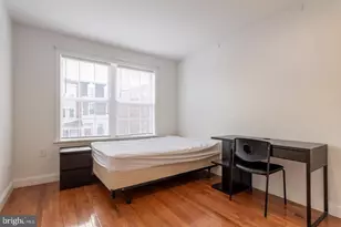 321 N 40th St, Philadelphia, PA 19104 - Photo 11