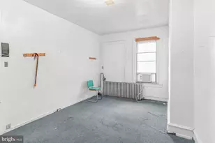 1807 Moore St, Philadelphia, PA 19145 - Photo 13