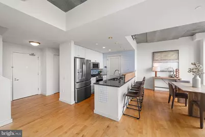 317-319 Vine Street #511, Philadelphia, PA 19106 - Photo 9