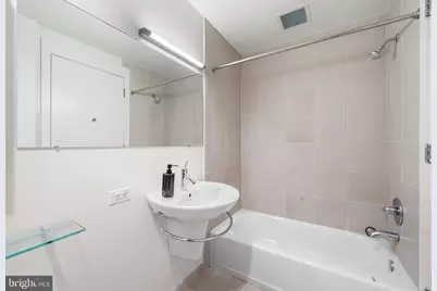 317-319 Vine Street #511, Philadelphia, PA 19106 - Photo 29