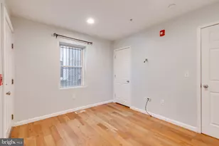 662 N 33rd St, Philadelphia, PA 19104 - Photo 9