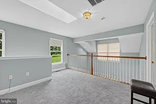 542 Easy St, Philadelphia, PA 19111 - Photo 25