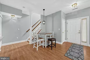 542 Easy St, Philadelphia, PA 19111 - Photo 5