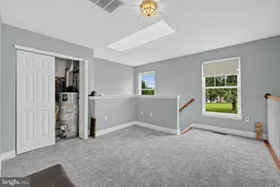 542 Easy St, Philadelphia, PA 19111 - Photo 23