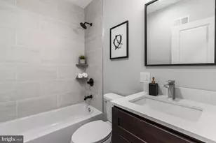 2325 Tasker St, Philadelphia, PA 19145 - Photo 17
