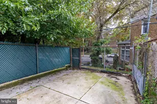 5916 Latona St, Philadelphia, PA 19143 - Photo 33