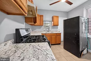 1822 S Alden St, Philadelphia, PA 19143 - Photo 9