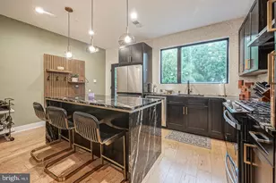 1109 Earl St, Philadelphia, PA 19125 - Photo 15