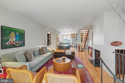 642 Fitzwater Street, Philadelphia, PA 19147 - Photo 5