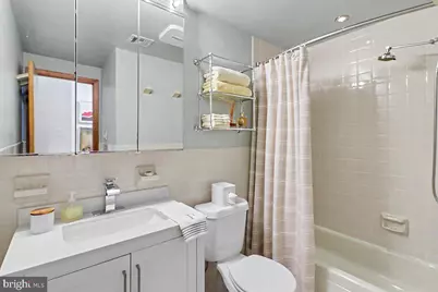 642 Fitzwater Street, Philadelphia, PA 19147 - Photo 27