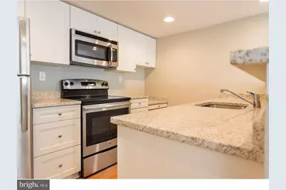2031 South Street #131, Philadelphia, PA 19146 - Photo 11