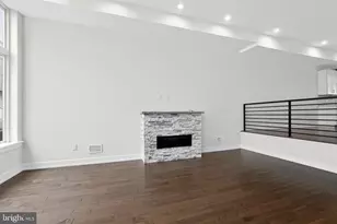 2527 Graduate Square, Philadelphia, PA 19146 - Photo 13