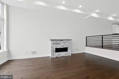2527 Graduate Square, Philadelphia, PA 19146 - Photo 11