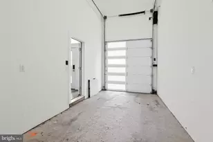 2527 Graduate Square, Philadelphia, PA 19146 - Photo 39