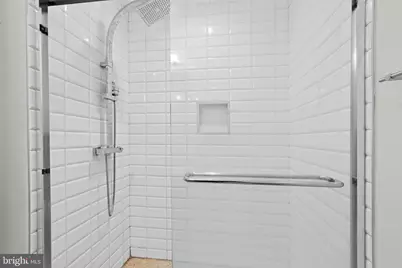 2527 Graduate Square, Philadelphia, PA 19146 - Photo 9