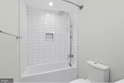 2527 Graduate Square, Philadelphia, PA 19146 - Photo 27