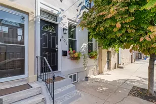 407 W Jefferson St, Philadelphia, PA 19122 - Photo 3