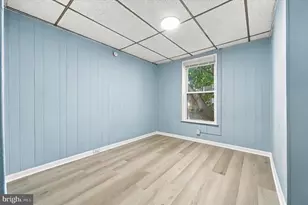 2110 Oakford St, Philadelphia, PA 19146 - Photo 9