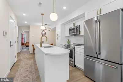 1739 S 5th Street #UNIT 2, Philadelphia, PA 19148 - Photo 5