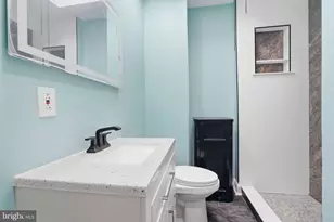 2065 Bridge St, Philadelphia, PA 19124 - Photo 17