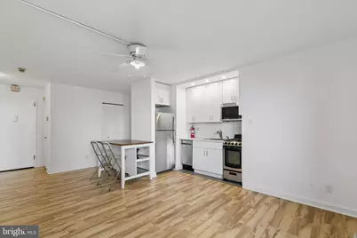 2601 Pennsylvania Avenue #401, Philadelphia, PA 19130 - Photo 5