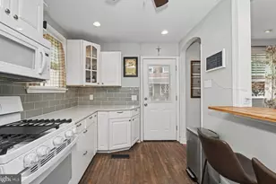 3854 Kirkwood Rd, Philadelphia, PA 19114 - Photo 9