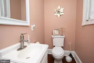 309 W Earlham Ter, Philadelphia, PA 19144 - Photo 9