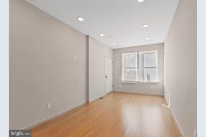 911 W Dauphin Street #1, Philadelphia, PA 19133 - Photo 3