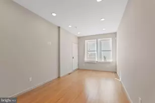 911 W Dauphin St, Philadelphia, PA 19133 - Photo 3