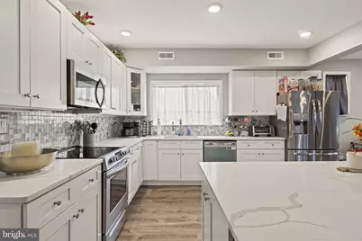 510 Smithfield Avenue, Philadelphia, PA 19116 - Photo 5