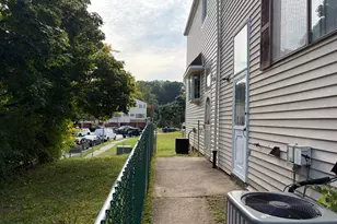 1534 Marcy Pl, Philadelphia, PA 19115 - Photo 3
