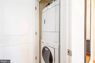 1826 Christian St, Philadelphia, PA 19146 - Photo 15