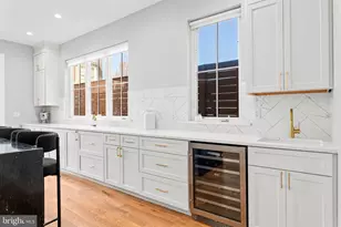 1519 Wallace St, Philadelphia, PA 19130 - Photo 9