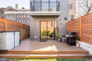 1519 Wallace St, Philadelphia, PA 19130 - Photo 15