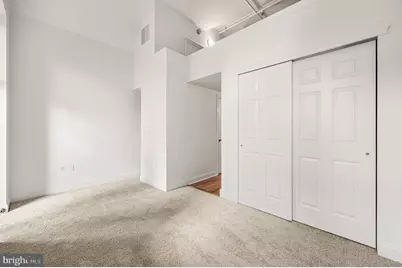 1 Academy Circle #221, Philadelphia, PA 19146 - Photo 17