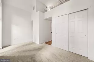 1 Academy Cir, Philadelphia, PA 19146 - Photo 17